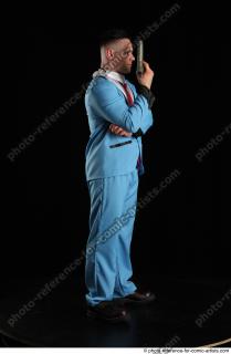 05 2018 01 MIKAEL GOOD AGENT WITH GUN